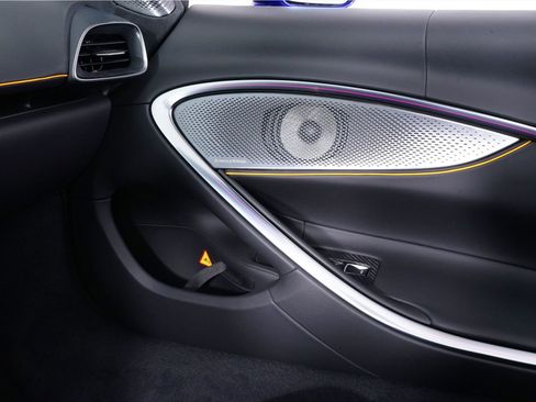 New 2025 McLaren Artura Spider RWD image 27