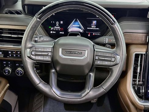 Used 2025 GMC Yukon XL Denali Ultimate AWD/4WD image 41