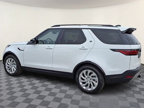 Certified 2025 Land Rover Discovery S AWD/4WD image 6