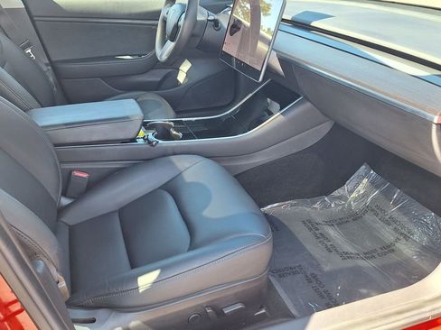 Used 2019 Tesla Model 3 Long Range image 21