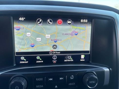 Used 2016 GMC Sierra 2500 SLT w/ Duramax Plus Package image 16