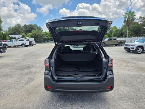 Used 2024 Subaru Outback Premium AWD/4WD image 37