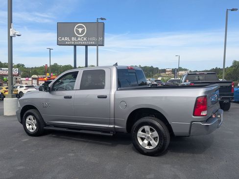 Used 2022 RAM 1500 Classic SLT w/ Electronics Group AWD/4WD image 7