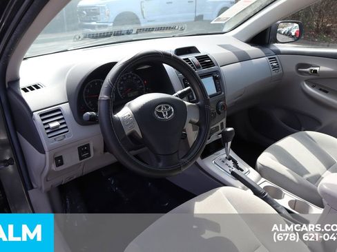 Used 2013 Toyota Corolla LE image 11
