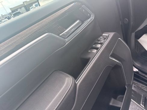 Used 2025 GMC Sierra 1500 Elevation AWD/4WD image 24