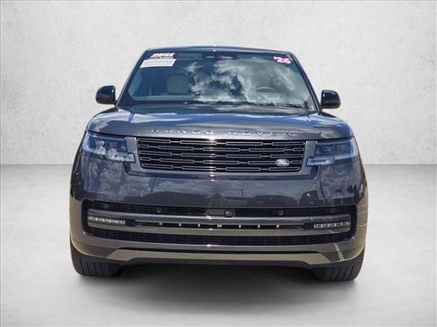 Certified 2026 Land Rover Range Rover SE AWD/4WD image 2