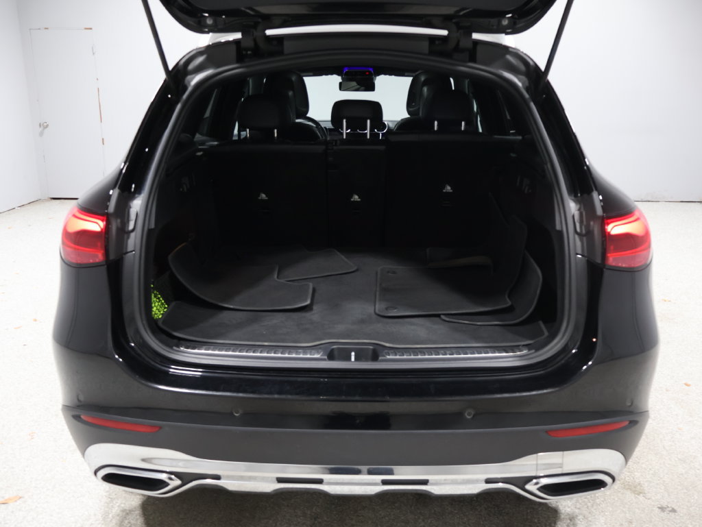 Used 2023 Mercedes-Benz GLC 300 4MATIC image 19