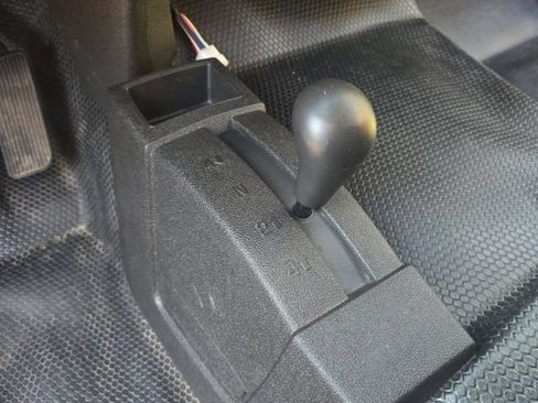Used 2014 Chevrolet Silverado 2500 W/T AWD/4WD image 6