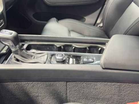 Used 2019 Volvo XC60 T5 Inscription w/ Protection Package AWD/4WD image 27