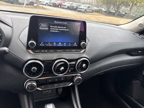 Used 2022 Nissan Sentra SV image 27