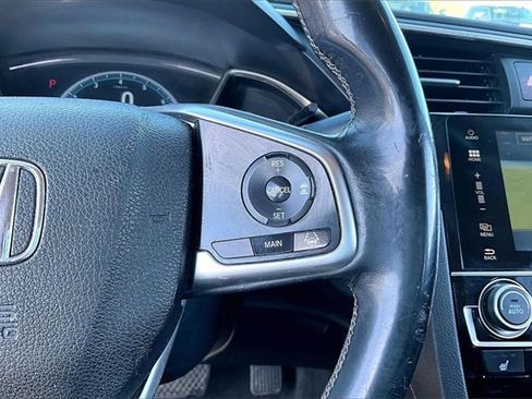 Used 2016 Honda Civic Touring image 12