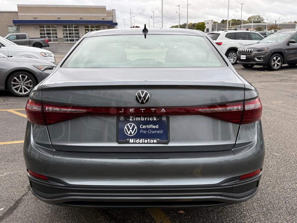 Certified 2026 Volkswagen Jetta Sport FWD image 4