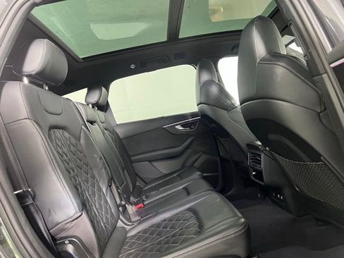 Used 2021 Audi SQ7 Premium Plus w/ Executive Package AWD/4WD image 17