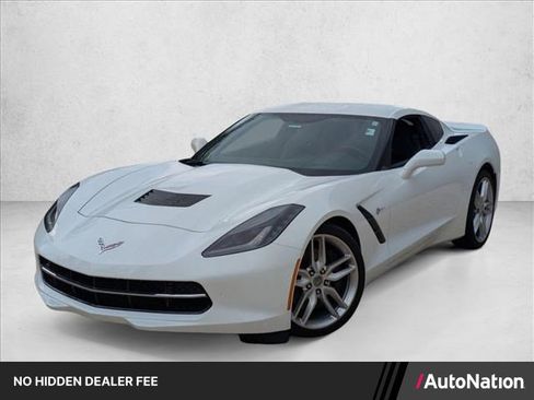 Used 2019 Chevrolet Corvette Stingray Coupe RWD image 1