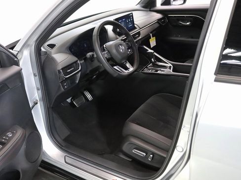 Used 2025 Acura ADX A-Spec image 14