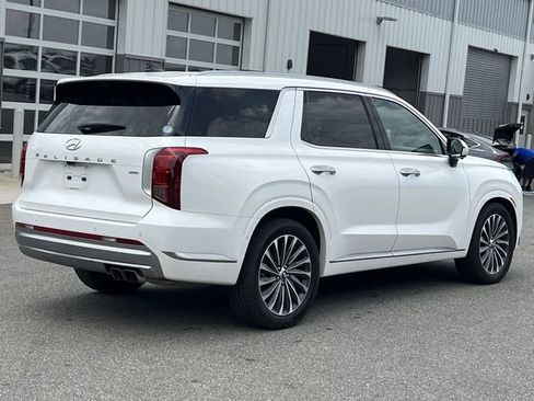 Used 2024 Hyundai Palisade Calligraphy AWD/4WD image 13