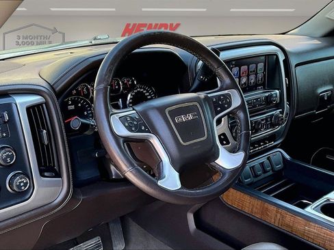 Used 2018 GMC Sierra 1500 SLT AWD/4WD image 19