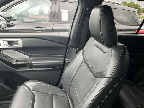 Used 2022 Ford Explorer ST w/ Equipment Group 401A AWD/4WD image 25