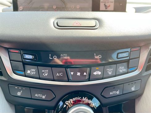 Used 2024 Acura TLX w/ Technology Package image 16