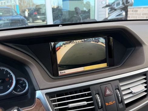 Used 2012 Mercedes-Benz E 350 4MATIC Sedan image 29