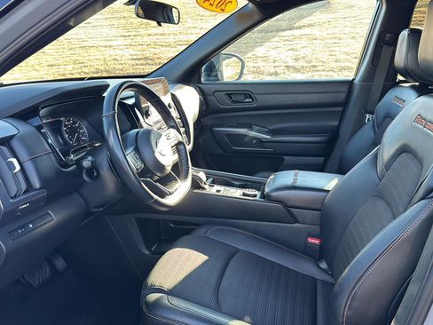 Used 2024 Nissan Pathfinder Rock Creek image 8