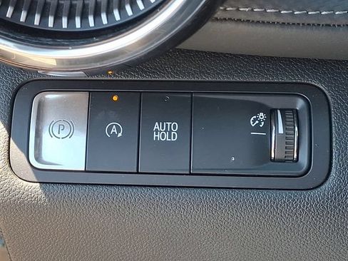 Used 2025 Chevrolet Equinox LT FWD image 23