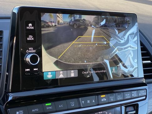 New 2026 Honda Odyssey Elite image 17