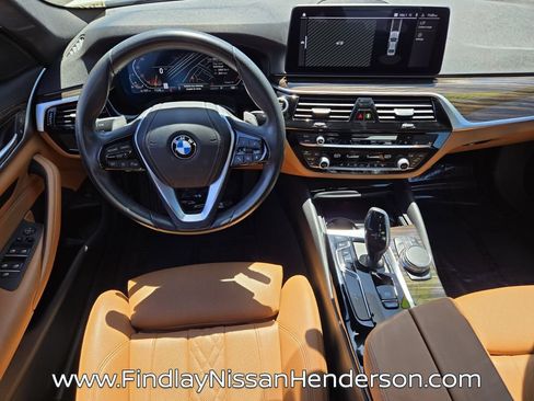 Used 2023 BMW 540i w/ Convenience Package RWD image 13