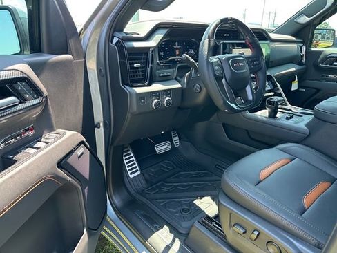 New 2025 GMC Sierra 1500 AT4 w/ AT4 Premium Package image 17