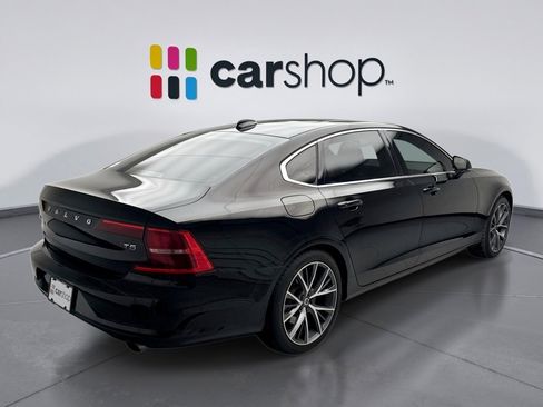 Used 2018 Volvo S90 T5 Momentum w/ Momentum Plus Package image 5
