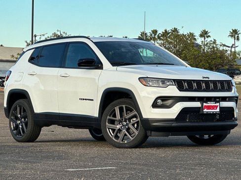 New 2026 Jeep Compass Latitude image 1