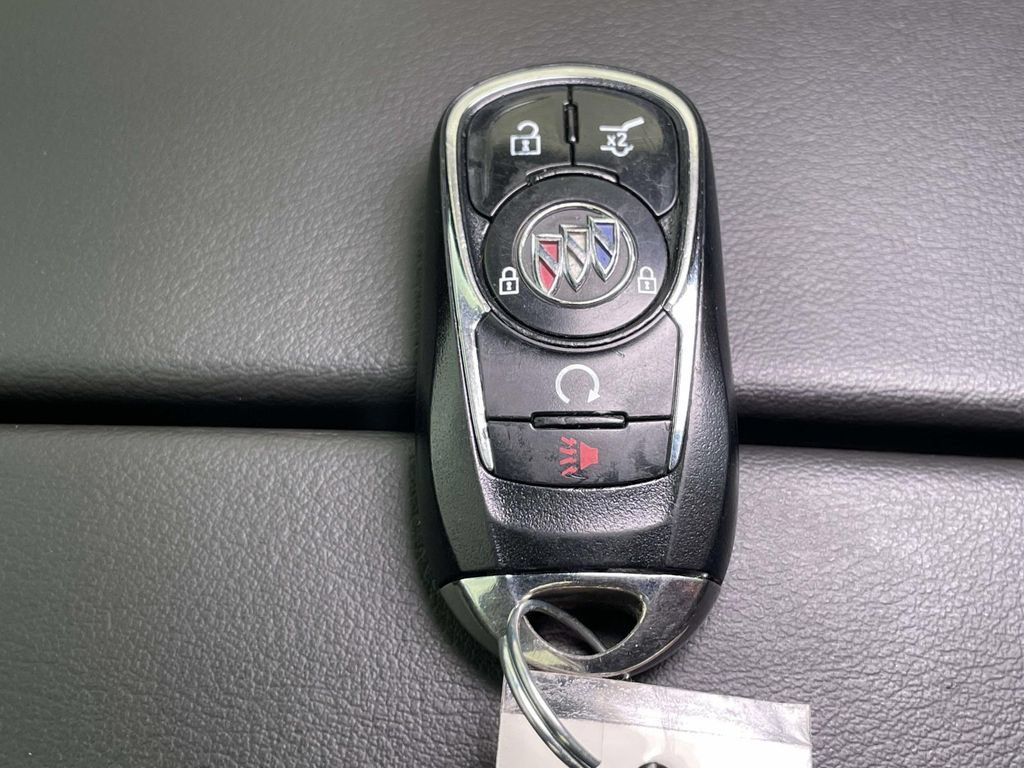 Used 2020 Buick Envision Premium w/ LPO, Road Trip Package AWD/4WD image 38