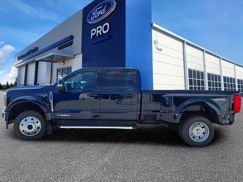 Used 2023 Ford F450 XLT image 17