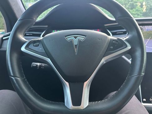 Used 2017 Tesla Model X 75D AWD/4WD image 17