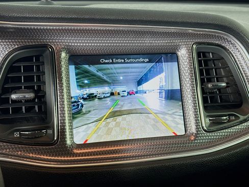 Used 2016 Dodge Challenger SRT Hellcat image 19