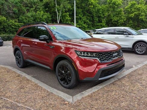 Used 2023 Kia Sorento S AWD/4WD image 1