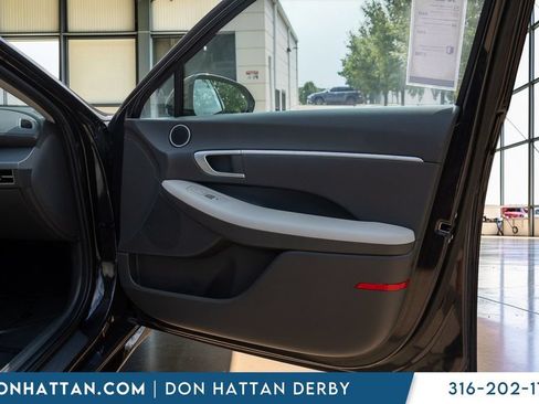 Used 2025 Hyundai Sonata SEL FWD image 23