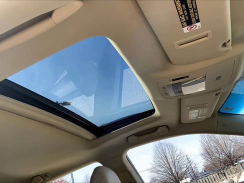 Used 2015 Lexus RX 450h AWD image 13