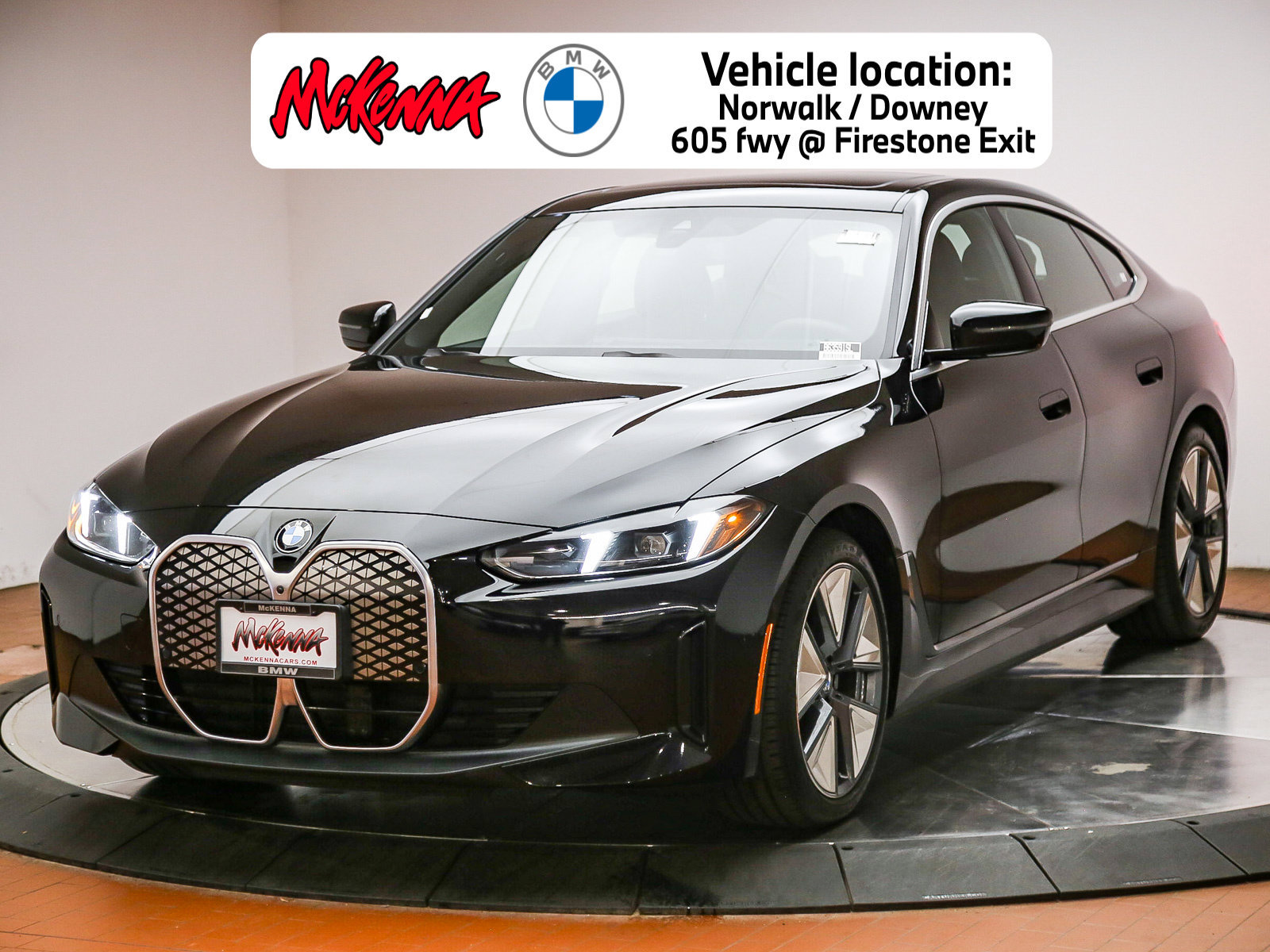 Used 2026 BMW i4 eDrive40 w/ Premium Package RWD image 1