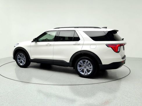 New 2026 Ford Explorer Active w/ Active Comfort Package AWD/4WD image 5