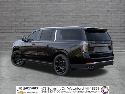 New 2026 Chevrolet Suburban High Country AWD/4WD image 3
