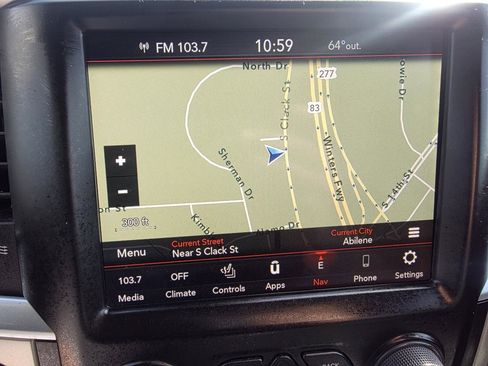 Used 2018 RAM 1500 SLT image 19