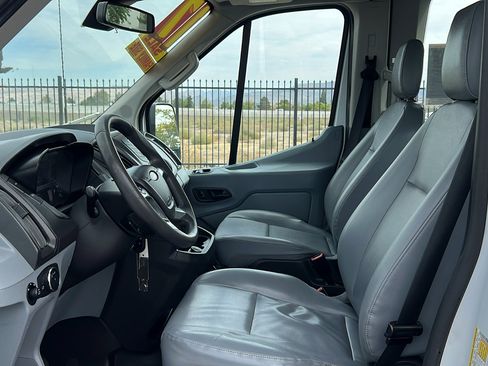 Used 2017 Ford Transit 350 XL image 29