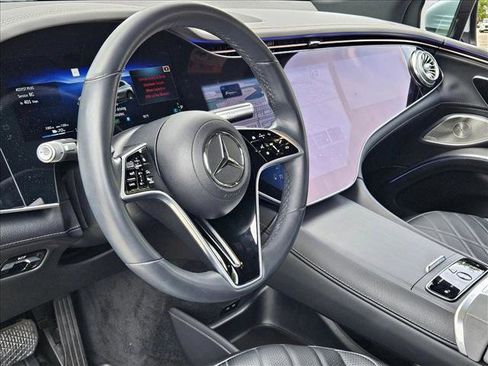 Certified 2023 Mercedes-Benz EQS 580 4MATIC SUV image 9