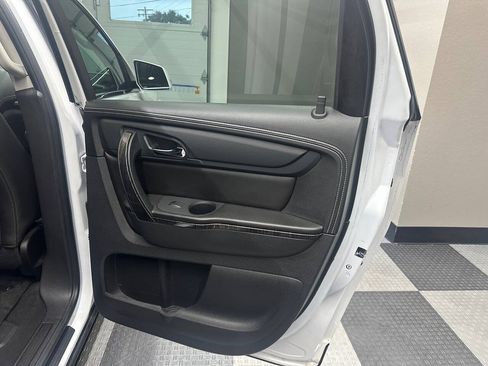 Used 2016 GMC Acadia SLT w/ Open Road Package AWD/4WD image 28