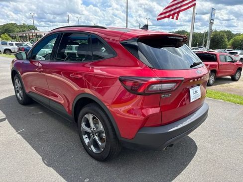 Used 2025 Ford Escape ST-Line AWD/4WD image 4