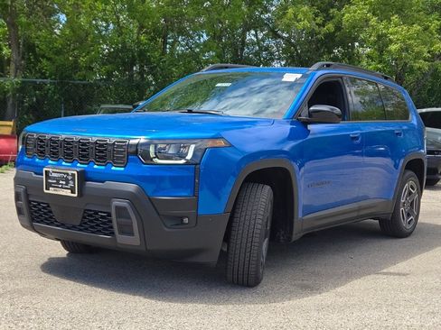 New 2026 Jeep Cherokee Laredo AWD/4WD image 5