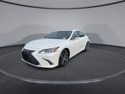 Used 2025 Lexus ES 350 w/ Premium Package FWD image 4