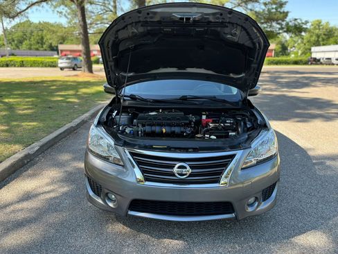 Used 2015 Nissan Sentra SR FWD image 27