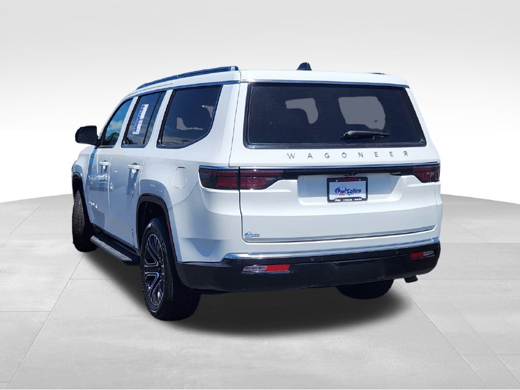 Used 2025 Jeep Wagoneer 4WD image 5